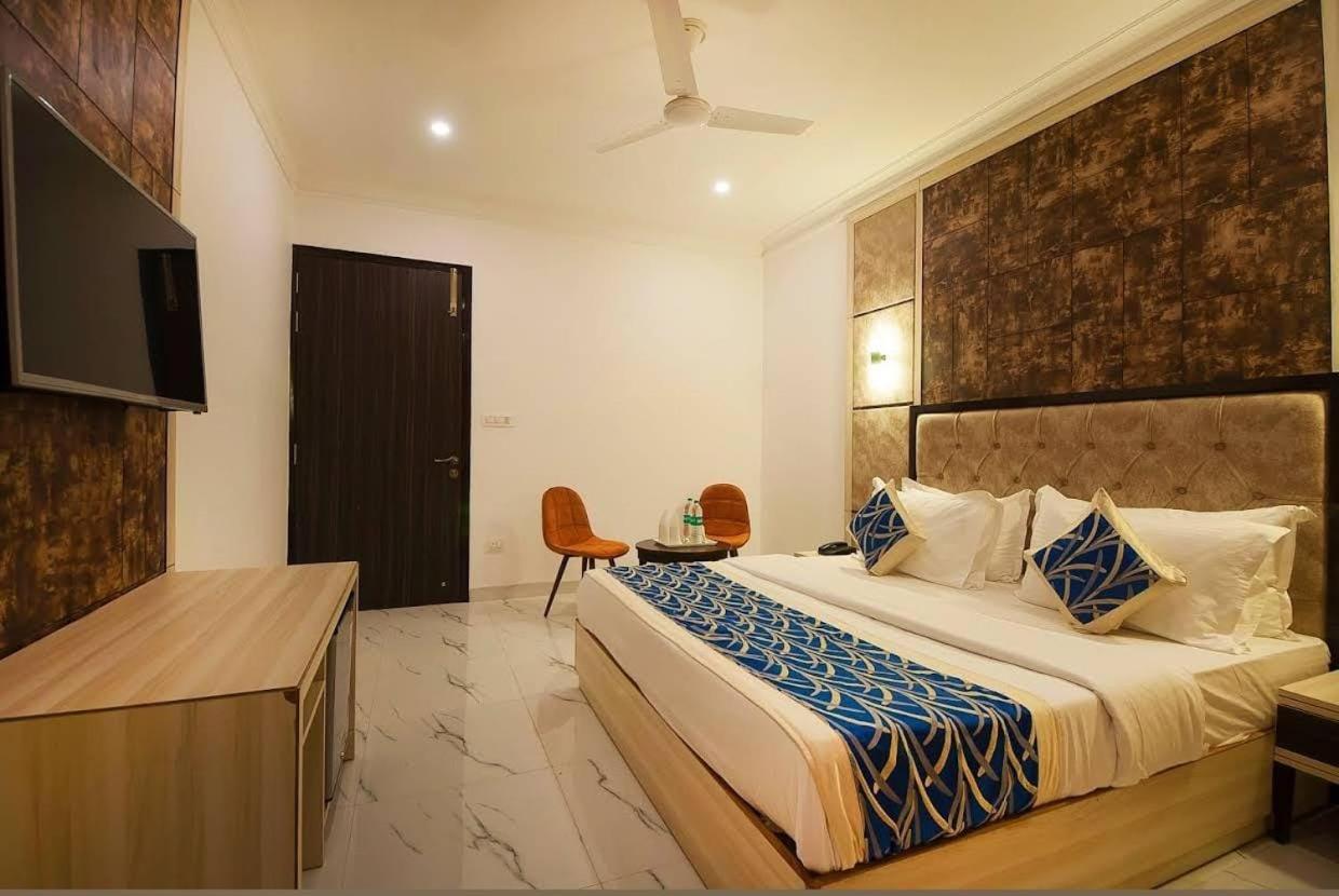 Almora Suites