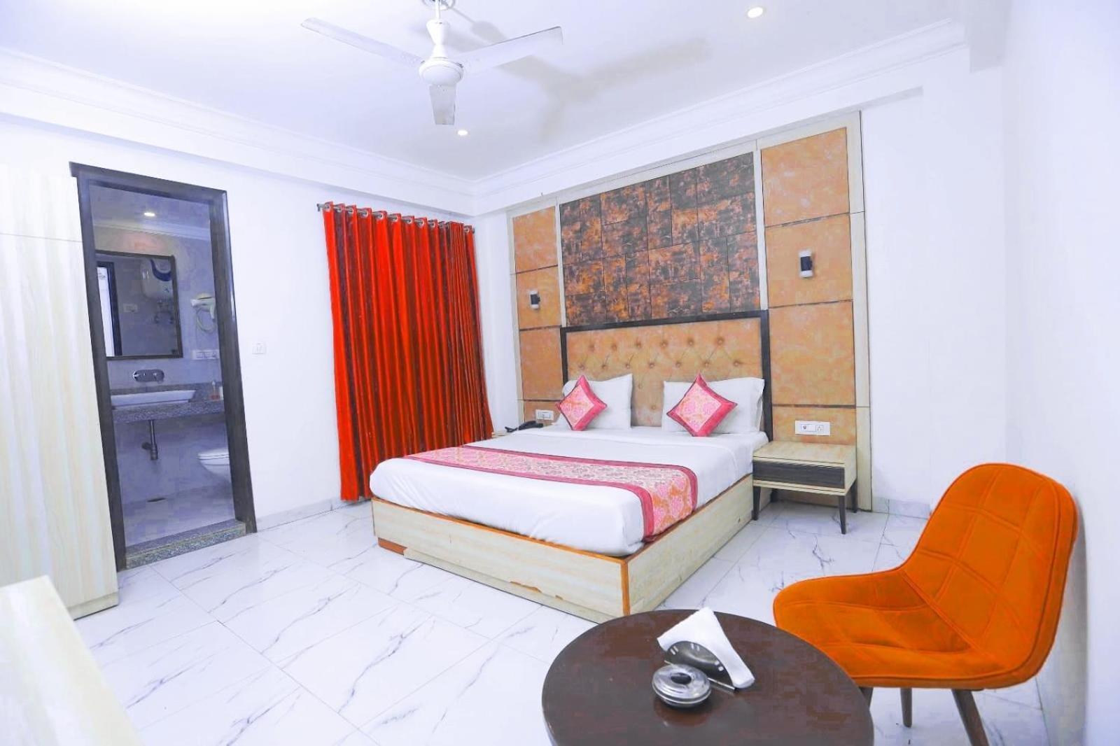 Almora Suites Hotel